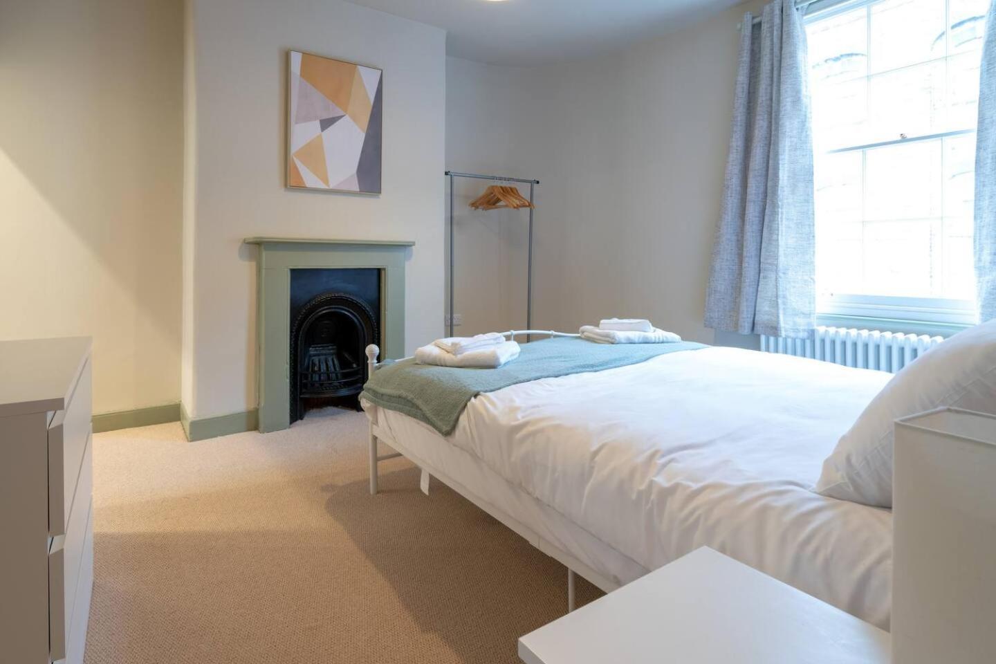 Pass The Keys Stylish Grade II Listed House Villa Cheltenham Exteriör bild